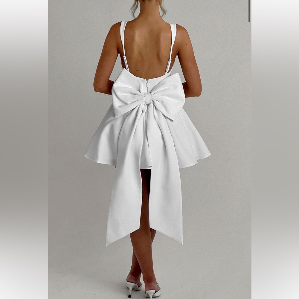 Babyboo Elegant White Mini Dress - Picture 3 of 3